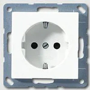 Изображение Розетка с заземляющими контактами 16 А / 250 В~ с защитой от детей A1520KIWW AS 500