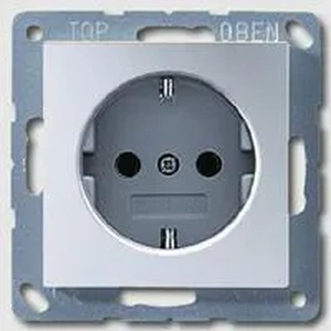 Изображение Розетка с заземлением и шторками 16А 250В A 500 алюминий A1520KIAL Jung